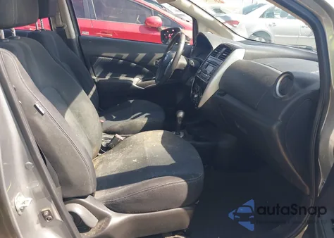 2015 Nissan Versa Note Sv z USA, uszkodzony, nr VIN 3N1CE2CP9FL388458